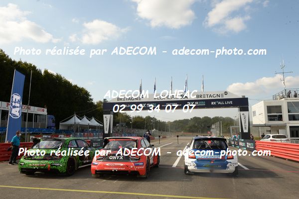 http://v2.adecom-photo.com/images//1.RALLYCROSS/2021/RALLYCROSS_LOHEACRX _2021/AMBIANCE_DIVERS/40E_3786.JPG